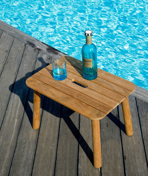 Bain de soleil PEVERO & table basse