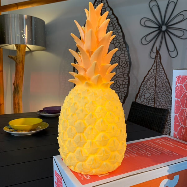 Piñacolada lamp